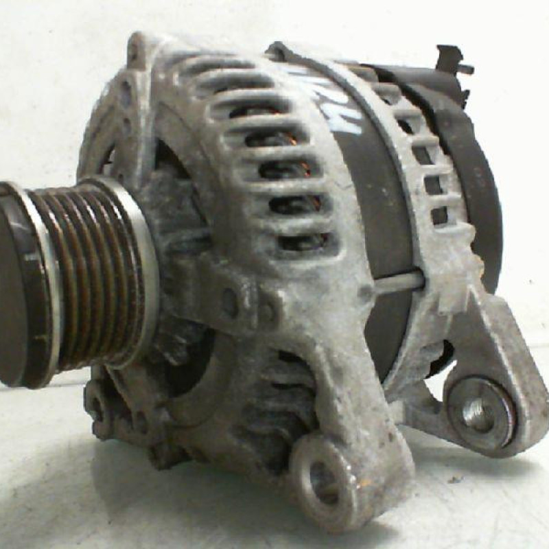 Alternateur PEUGEOT 208 1
