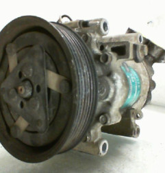 Compresseur clim RENAULT KANGOO 1 Photo n°1