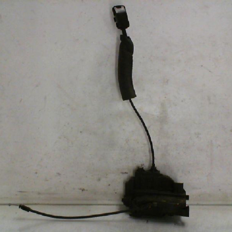 Serrure avant droit RENAULT MEGANE 3
