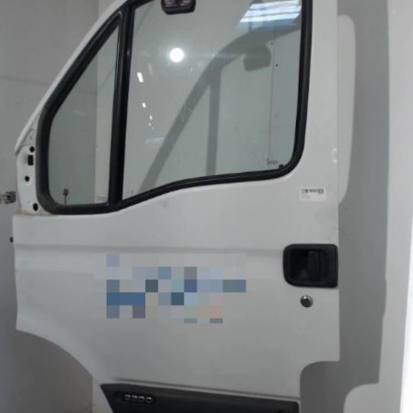 Porte avant gauche OPEL MOVANO A Photo n°1