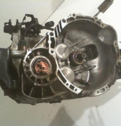 Boite de vitesses KIA CARENS 3 Photo n°5