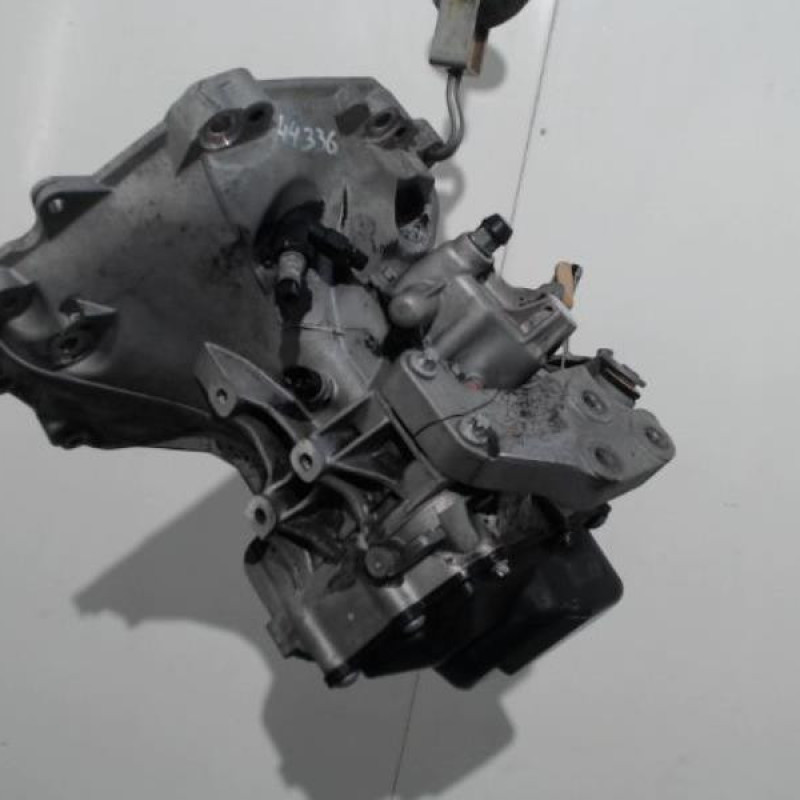 Boite de vitesses OPEL CORSA D