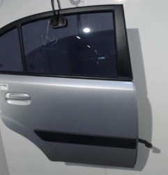 Porte arriere droit KIA RIO 2 Photo n°1