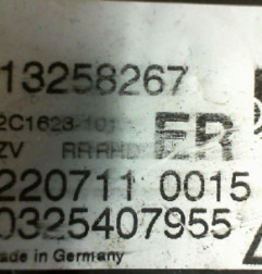 Serrure arriere droit OPEL CORSA D Photo n°8