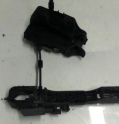 Serrure avant gauche NISSAN PRIMERA 3