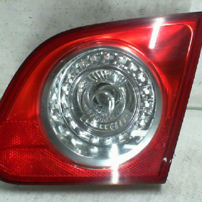 Feu arriere secondaire droit (feux) VOLKSWAGEN PASSAT 5