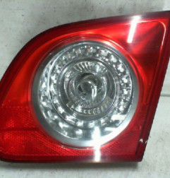 Feu arriere secondaire droit (feux) VOLKSWAGEN PASSAT 5 Photo n°5