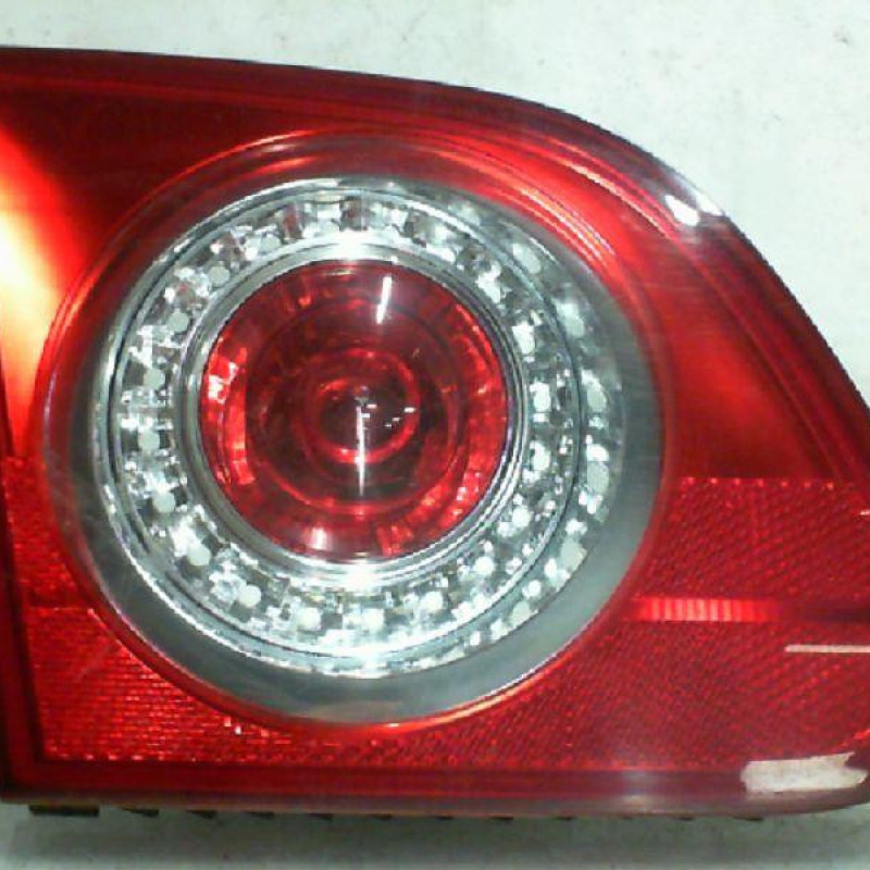 Feu arriere secondaire gauche (feux) VOLKSWAGEN PASSAT 5