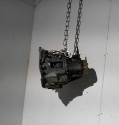 Boite de vitesses PEUGEOT 405 Photo n°1