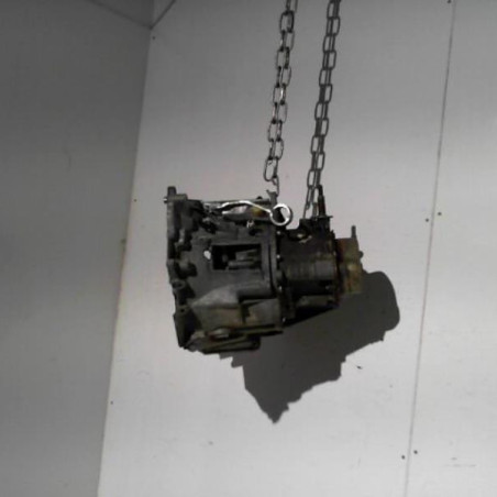 Boite de vitesses PEUGEOT 405 Photo n°1