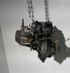 Boite de vitesses PEUGEOT 405 Photo n°6