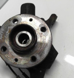 Fusee avant gauche RENAULT LAGUNA 1 Photo n°1