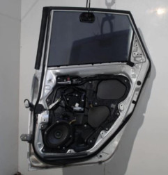 Porte arriere droit MAZDA 3 1 Photo n°3