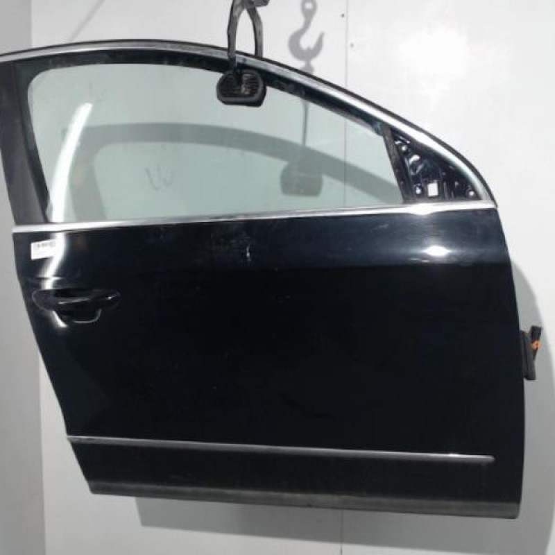 Porte avant droit VOLKSWAGEN PASSAT 5