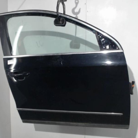 Porte avant droit VOLKSWAGEN PASSAT 5 Photo n°1