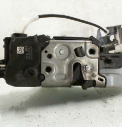 Serrure avant gauche PEUGEOT 3008 1