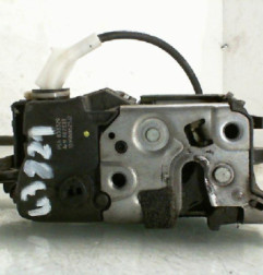 Serrure arriere gauche PEUGEOT 5008 1