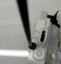 Serrure avant gauche RENAULT SCENIC 2 Photo n°3