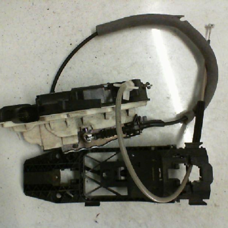 Serrure avant droit SEAT IBIZA 4