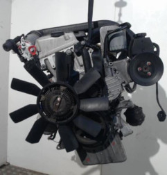 Moteur MERCEDES CLASSE E 210 Photo n°1