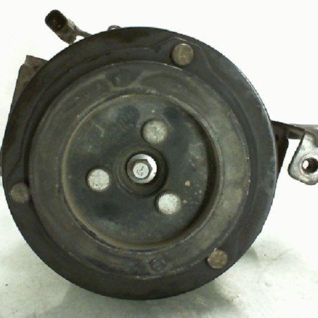 Compresseur clim FORD FIESTA 6