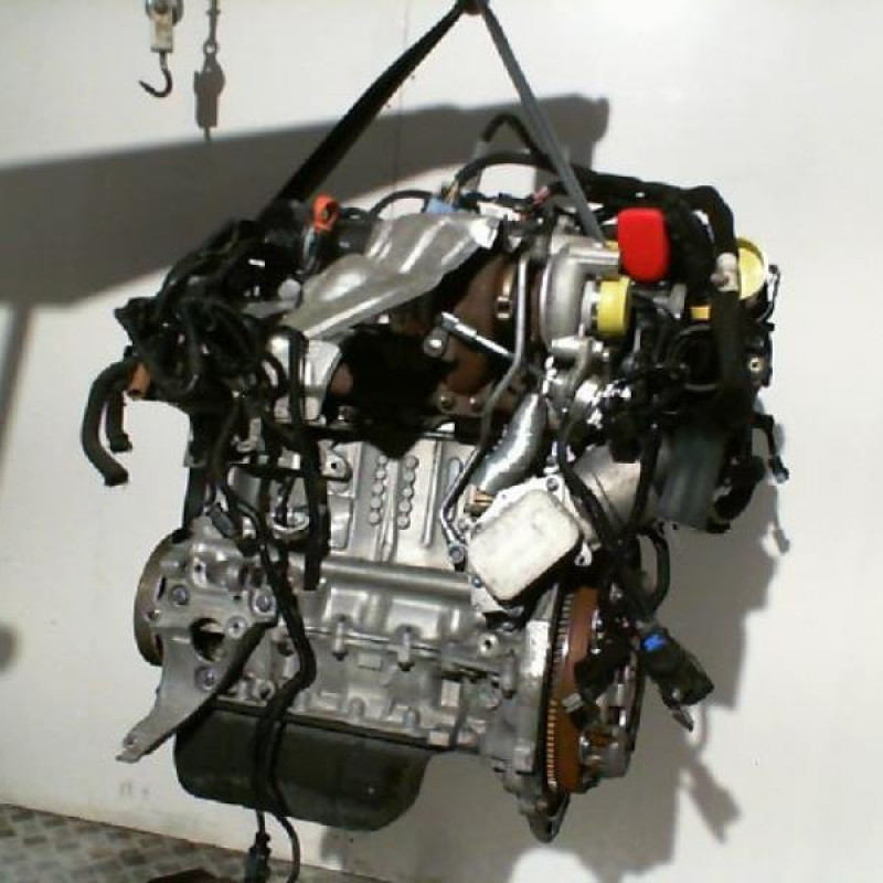 Moteur PEUGEOT 208 1