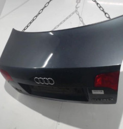 Malle/Hayon arriere AUDI A4 2 Photo n°1