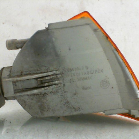 Optique avant secondaire gauche (feux)(clignotant) VOLKSWAGEN CADDY 2