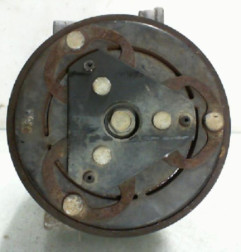 Compresseur clim CITROEN C1 1 Photo n°5