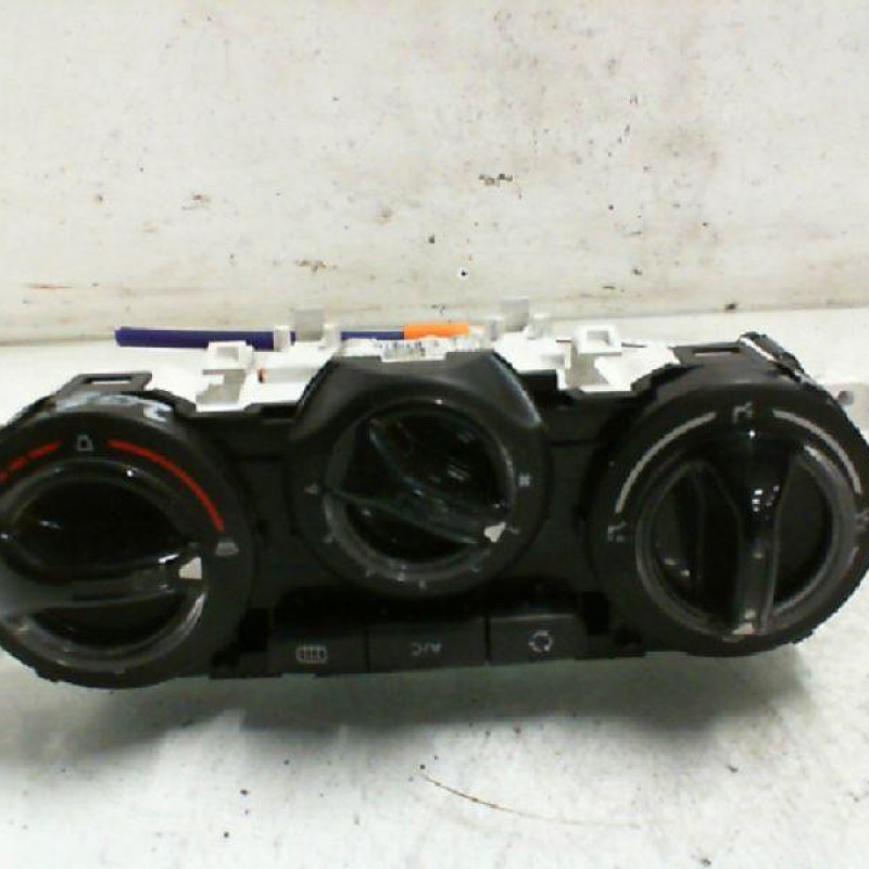 Commande chauffage PEUGEOT 208 1