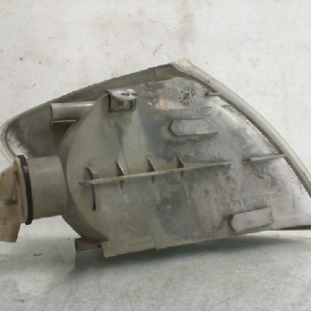 Optique avant secondaire gauche (feux)(clignotant) RENAULT MEGANE 1