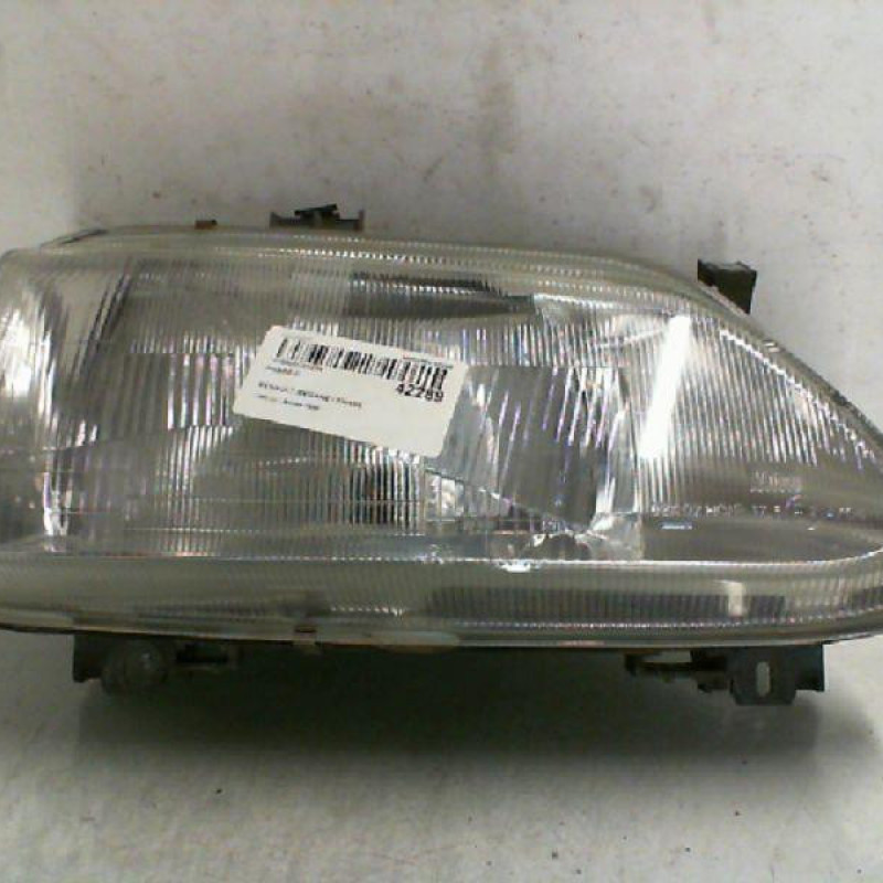 Optique avant principal droit (feux)(phare) RENAULT MEGANE 1