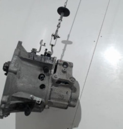 Boite de vitesses PEUGEOT 208 1 Photo n°1