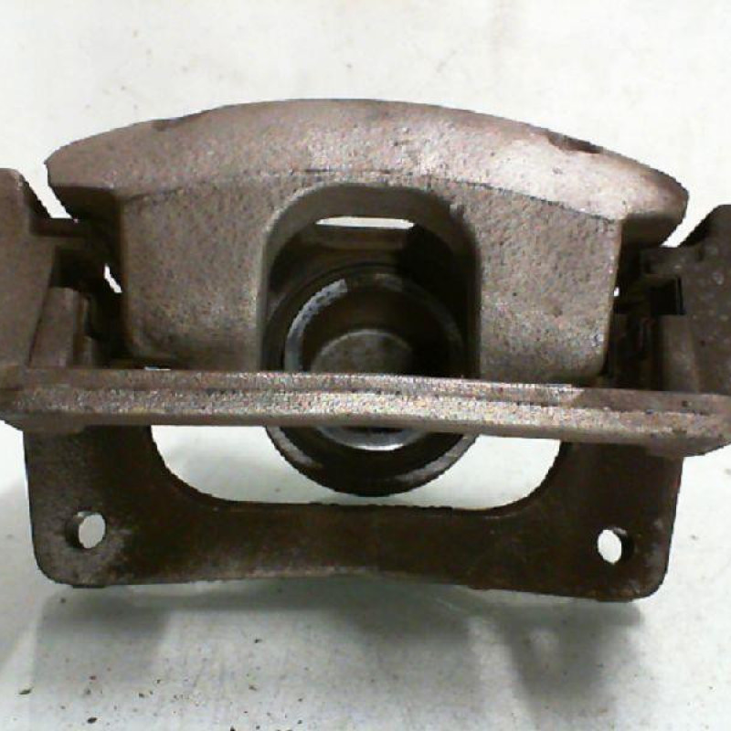 Etrier avant droit (freinage) PEUGEOT 3008 2