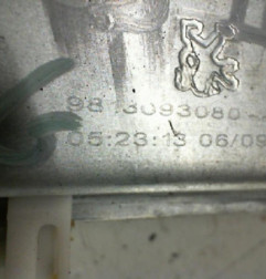 Leve vitre electrique arriere gauche CITROEN C3 3 Photo n°6