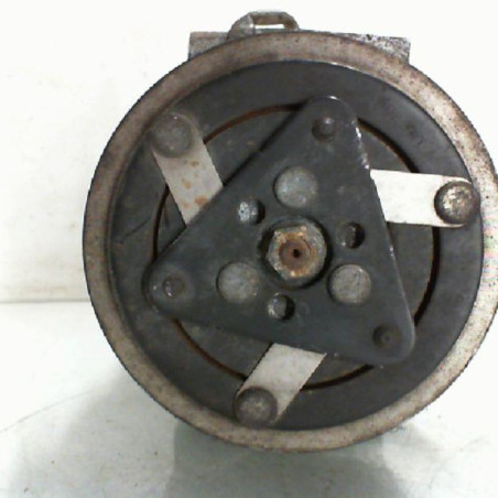 Compresseur clim FORD C-MAX 1 Photo n°1