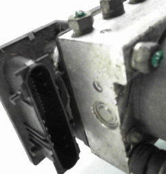 Bloc ABS (freins anti-blocage) OPEL CORSA C