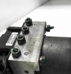 Bloc ABS (freins anti-blocage) OPEL CORSA C Photo n°6