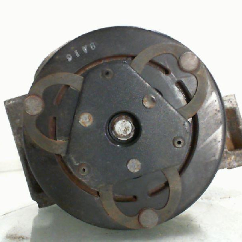 Compresseur clim RENAULT TWINGO 3