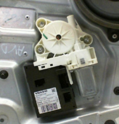 Leve vitre electrique avant droit VOLVO V 50