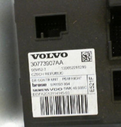 Leve vitre electrique avant droit VOLVO V 50 Photo n°9