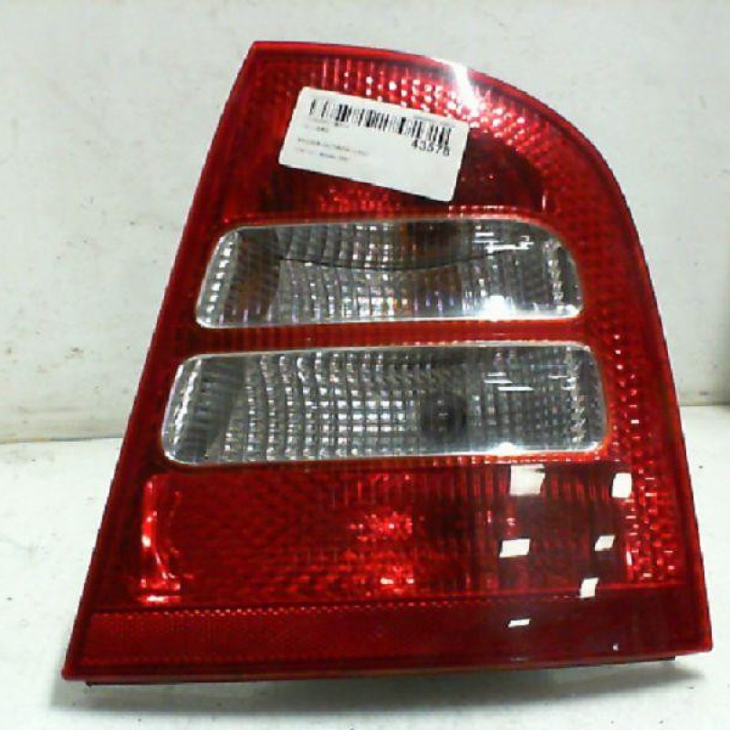 Feu arriere principal droit (feux) SKODA OCTAVIA 1