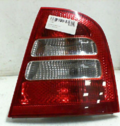 Feu arriere principal droit (feux) SKODA OCTAVIA 1 Photo n°5