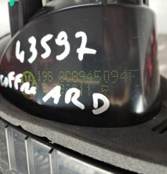 Feu arriere secondaire droit (feux) VOLKSWAGEN PASSAT 5 Photo n°4