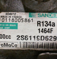 Compresseur clim FORD FIESTA 5 Photo n°5