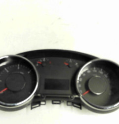 Compteur PEUGEOT 5008 1 Photo n°4