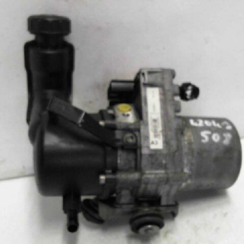 Pompe de direction PEUGEOT 508 1