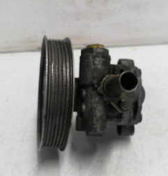 Pompe de direction AUDI A4 2 Photo n°5