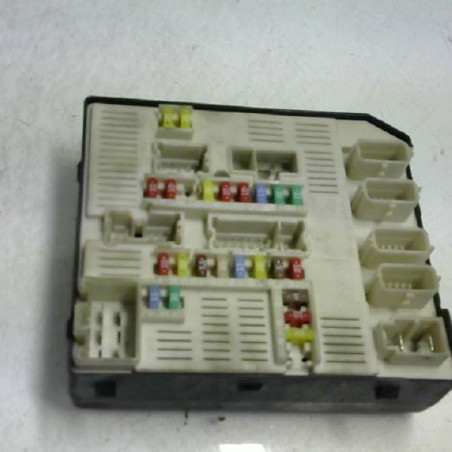 Boitier servitude moteur (BSM) RENAULT MEGANE 3 Photo n°1