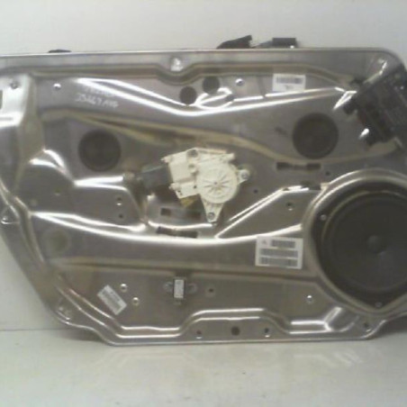 Leve vitre electrique avant gauche MERCEDES CLASSE C 204 Photo n°1